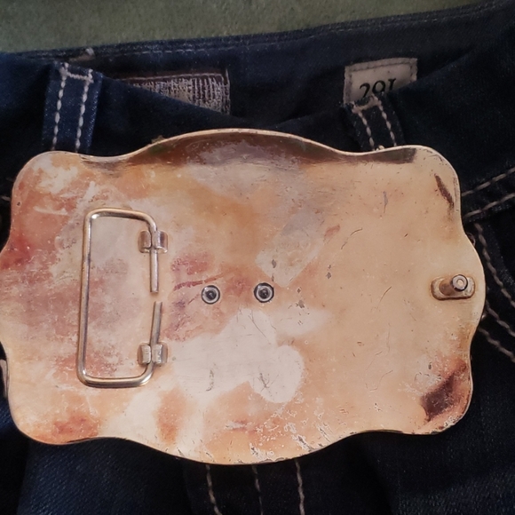 Buckle - Picture 2 of 2